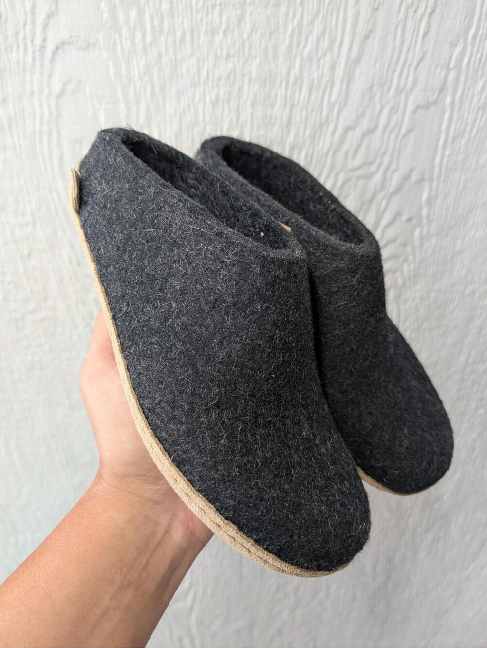 Glerups 100% Natural Wool Gray Slippers Slip On Slides Shoes Leather Soles 39